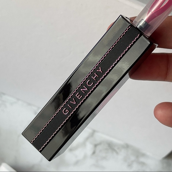 GIVENCHY Rouge Interdit Lipstick Love in f… - Picture 11 of 15